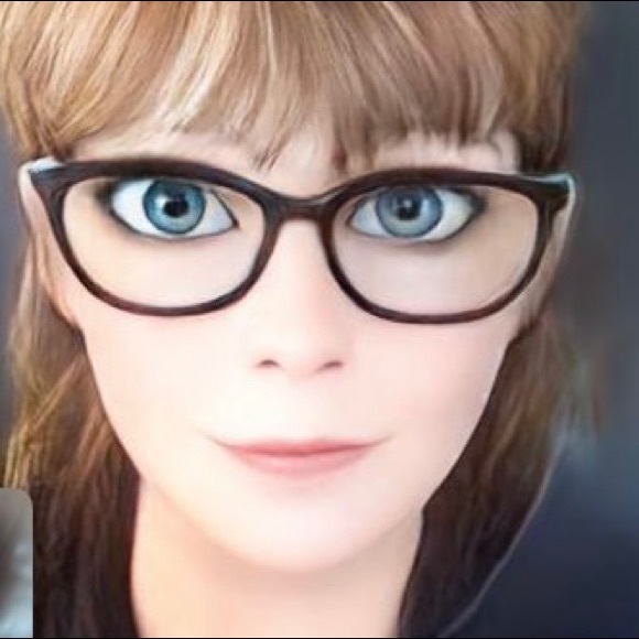 Meet your Posher, Retta - Picture 1 of 2